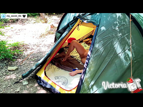❤️ Op kamera verfilm Passievolle ruk vreemdeling in 'n tent ☑ Fokvideo by ons af.assistdoctor23.ru ❌️